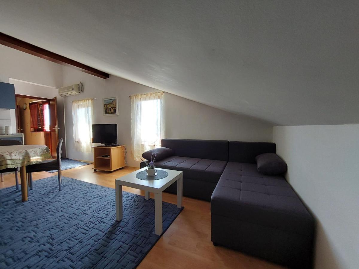 Holiday House Matko Gabonjin Exterior photo